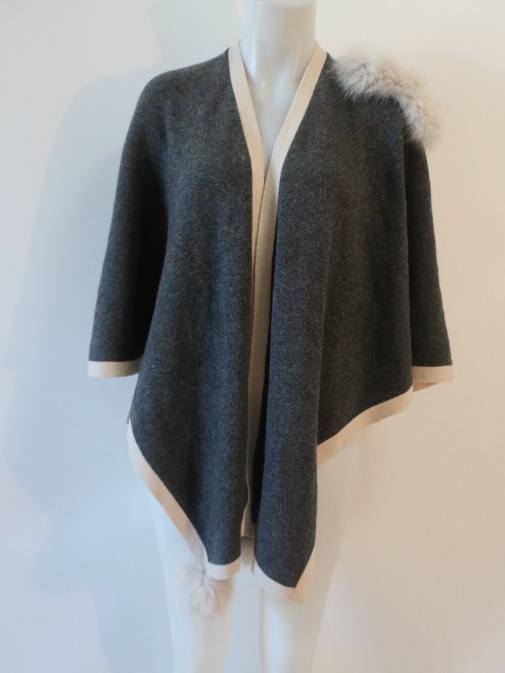 NWT Womens Tina Demel 100% Wool Gray, Beige Cape/Wrap With Fox Fur Pom Pom O/S
